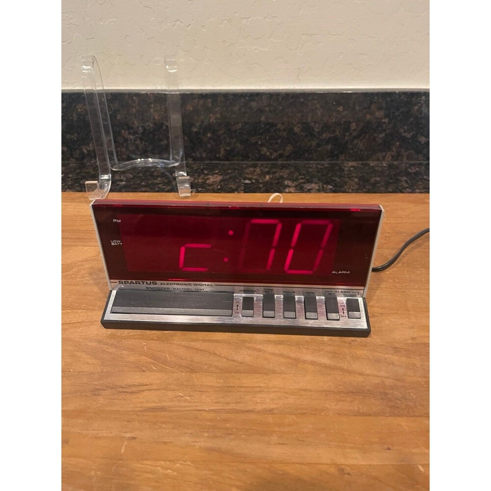 Spartus Electronic Digital Alarm Clock 1150